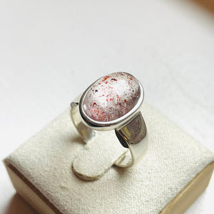 Strawberry Hematoid Medium Oval Ring - US 7