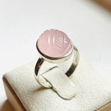 Load image into Gallery viewer, Rose Quartz Embossed Medium Oval Ring - US 7.5
