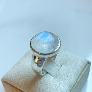 Rainbow Moonstone Medium Round Ring - US 7