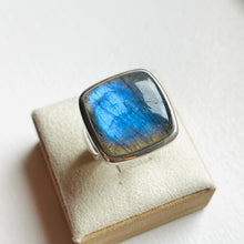 Load image into Gallery viewer, Labradorite Polished Square Ring #2 - US 6.5
