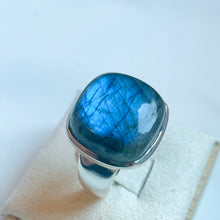Load image into Gallery viewer, Labradorite Medium Rounded Square Ring - US 8
