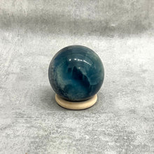 Load image into Gallery viewer, Fluorite Sphere L (7cm)
