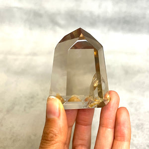 Natural Citrine Point (6x5x3cm)