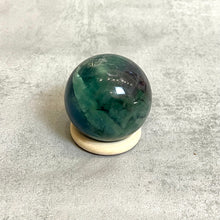 Load image into Gallery viewer, Fluorite Sphere L (6cm)
