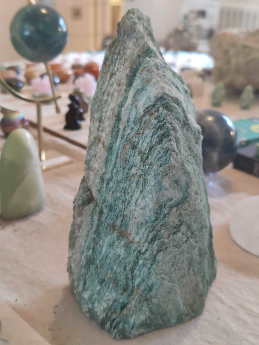 Raw Fuschite