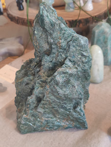 Raw Fuschite