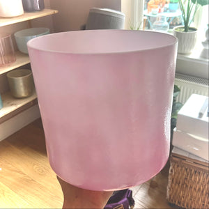 9" F#+40 Pink Ocean Gold Crystal Tones Singing Bowl (117724)