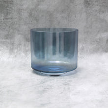 Load image into Gallery viewer, 8&quot; E+25 Androgynous Indium Crystal Tones Singing Bowl (103613) SOLD
