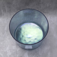 Load image into Gallery viewer, 8&quot; E+25 Androgynous Indium Crystal Tones Singing Bowl (103613) SOLD
