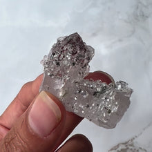 Load and play video in Gallery viewer, Hematoid inclusions Quartz - Namibia
