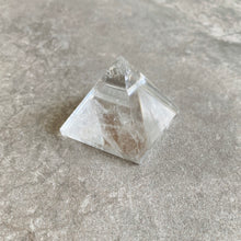 Load image into Gallery viewer, Quartz Pyramid (Medium 4cm)
