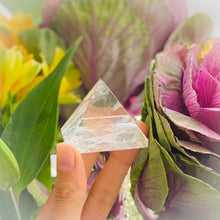 Load image into Gallery viewer, Quartz Pyramid (Medium 4cm)
