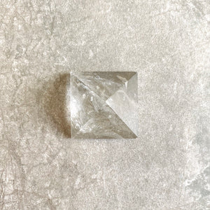 Quartz Pyramid (Medium 4cm)